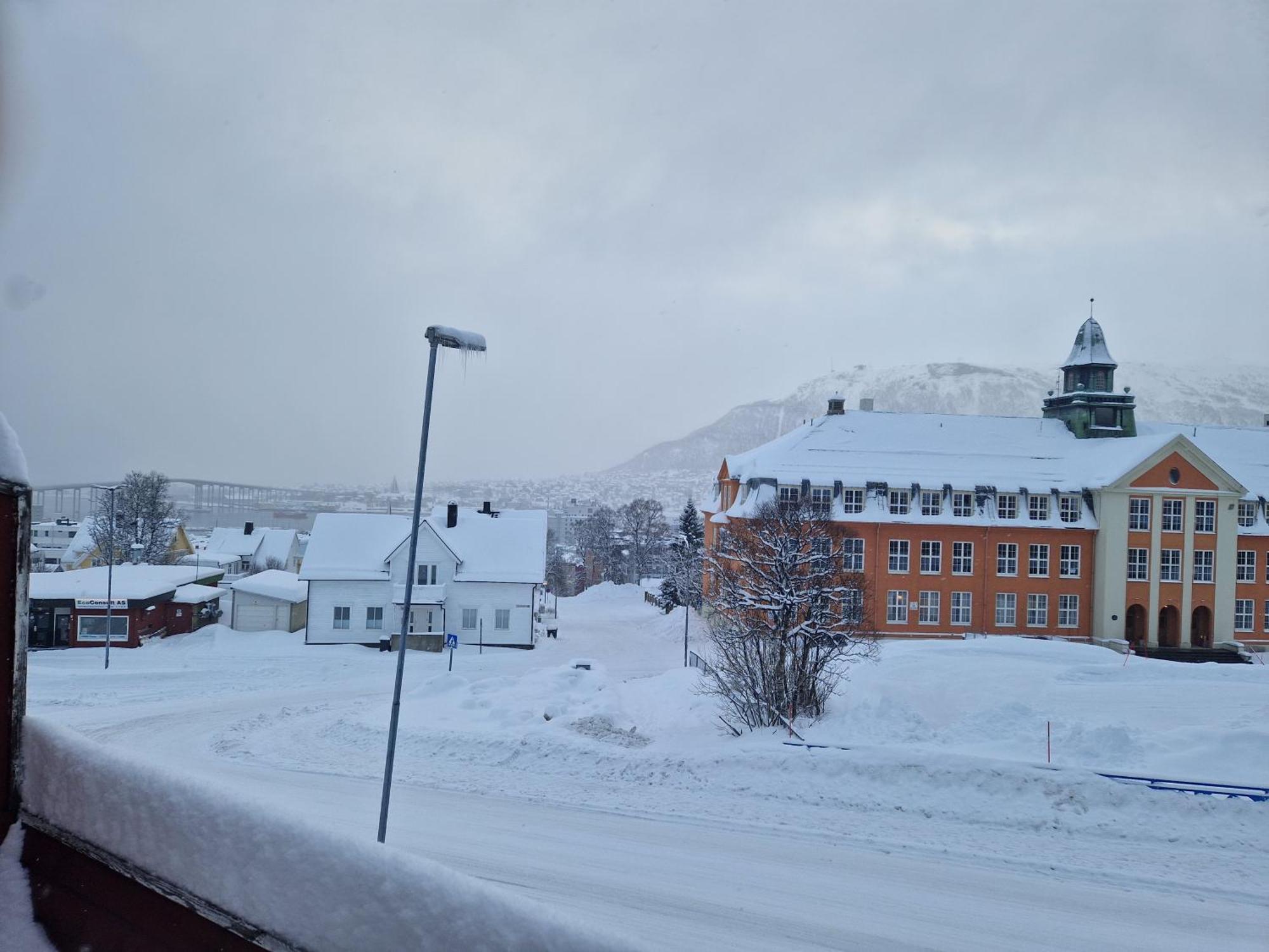 Apartament Semi-Detached House Downtown Tromsø Zewnętrze zdjęcie